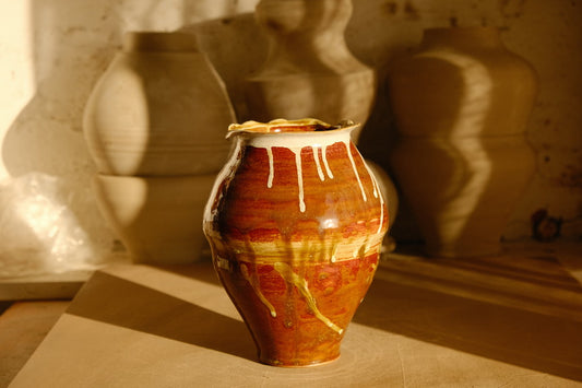Flowing rim vase